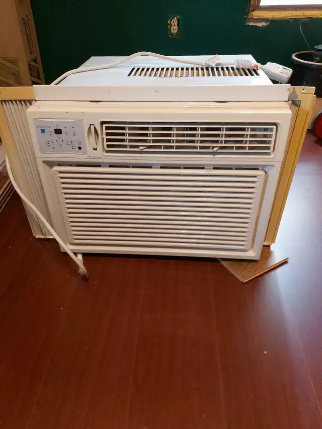window airconditioner 63234806316289121