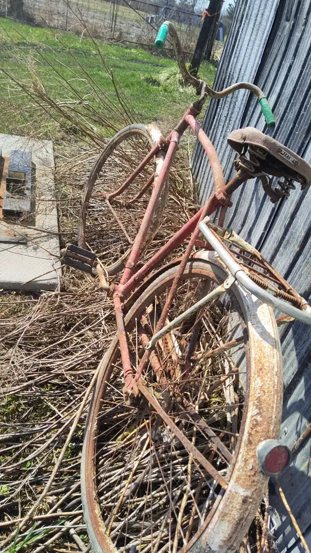 1940s antique CCM bicycle original in Other in Norfolk County - Image 3