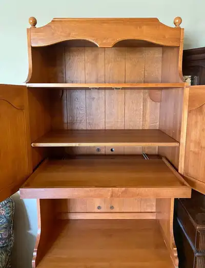 Real maple wood cabinet in excellent condition. No scratch no damage. Dimensions- Width- 32.5” Depth...