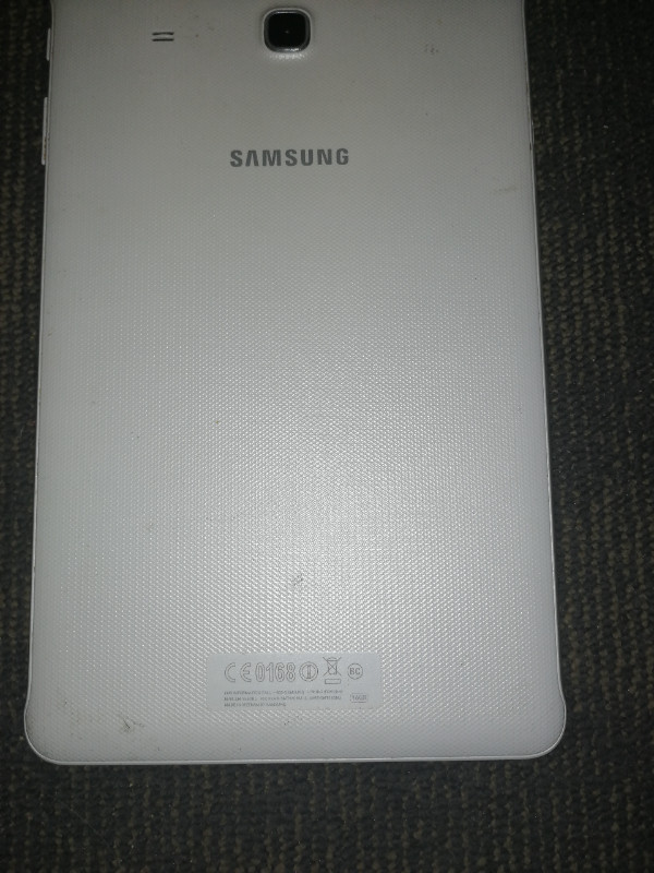 10 & 8 inch sumsung tab in iPads & Tablets in Winnipeg - Image 3