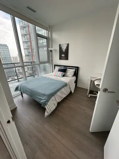 Private Room near TMU