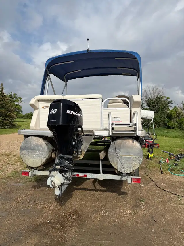 2007 Princecraft Pontoon vision 21L & trailer  in Powerboats & Motorboats in Moose Jaw - Image 11