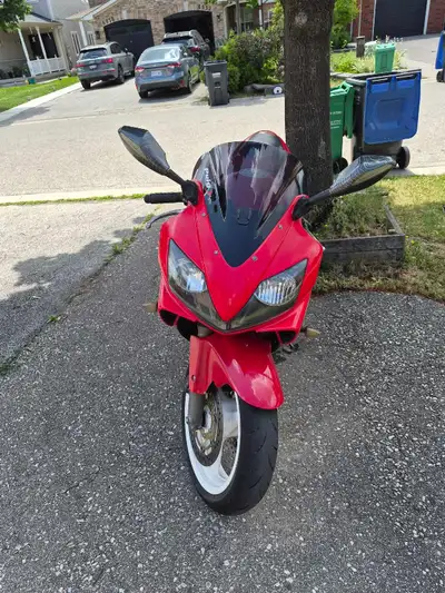 I am selling my 25 year old CBR600F4i. Still a great machine. I bought off a mechanic in March 2021...