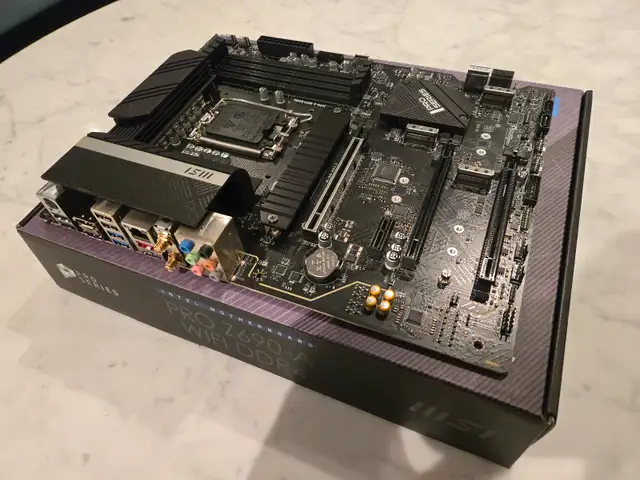 MSI PRO Z690-A WIFI DDR4 ATX LGA1700 Motherboard in System Components in City of Toronto - Image 3