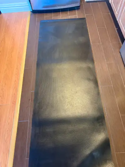 Gaiam Yoga Mat – Black (5–6mm, Non-Slip), View more
