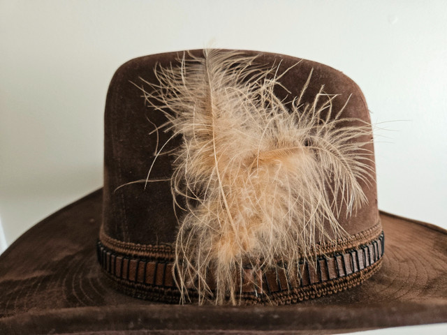 Vintage Lanning Cowboy Hat - Dark Brown Felt - Large in Men's in Guelph - Image 3
