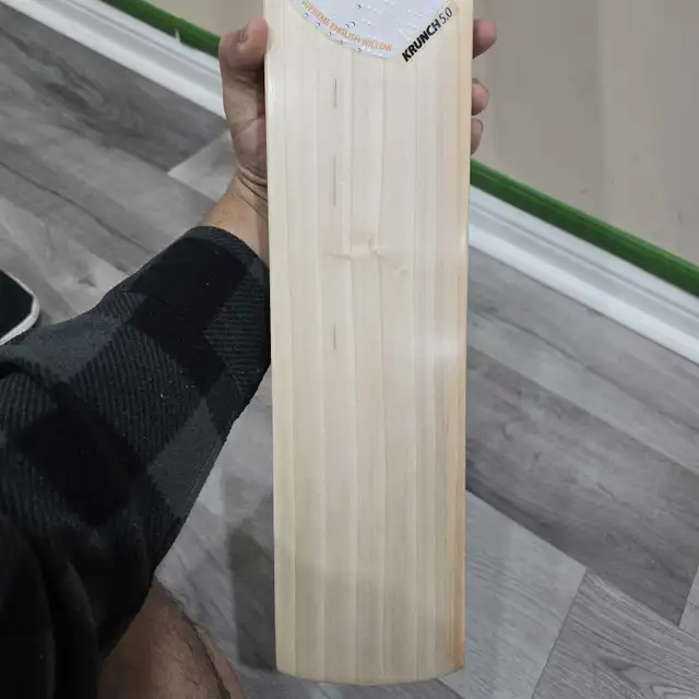 DSC Krunch 5.0 Cricket Bat in Other in City of Toronto - Image 4