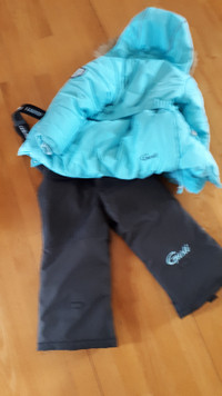 Gusti snow suit