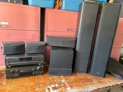 This Technics stereo system includes a receiver, CD player, subwoofer, and 5 speakers, perfect for a...