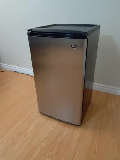 Sanyo mini fridge, View more