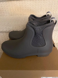 Ladies Ugg Rain Booties 