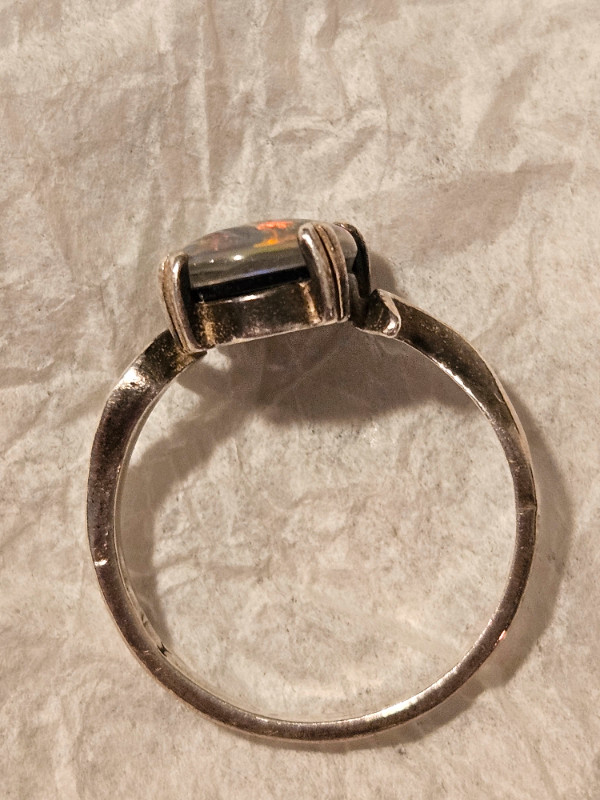 Opal Ring Ladies Size 7 set in Silver in Jewellery & Watches in Delta/Surrey/Langley - Image 4