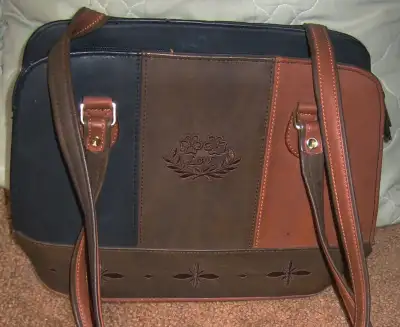 (DFU-041) Woman's Purse Hand Bag by Long, View more