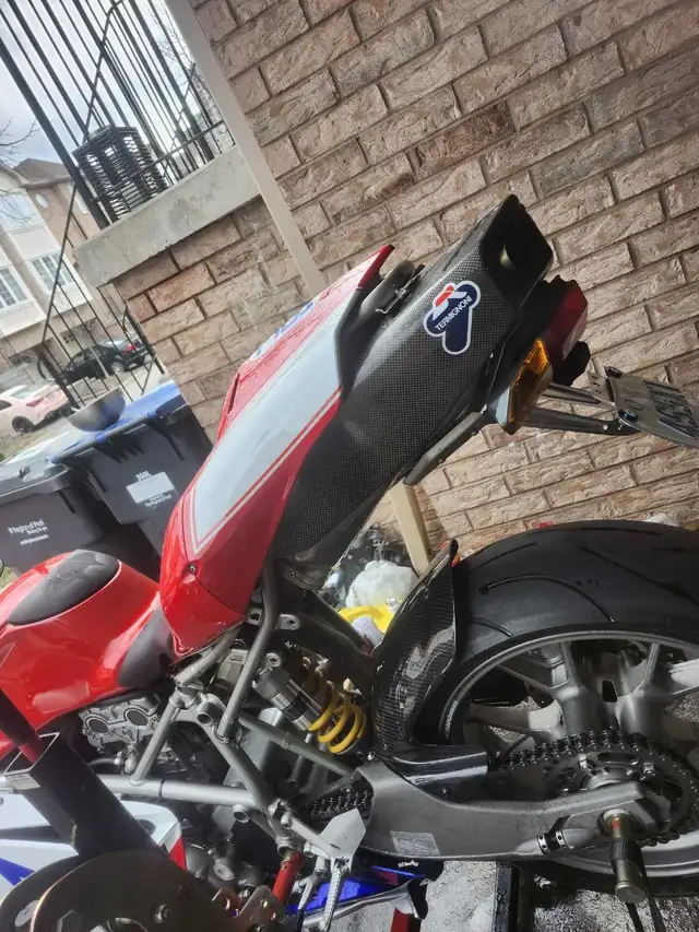 2003 ducati 999 in Sport Bikes in Mississauga / Peel Region - Image 8