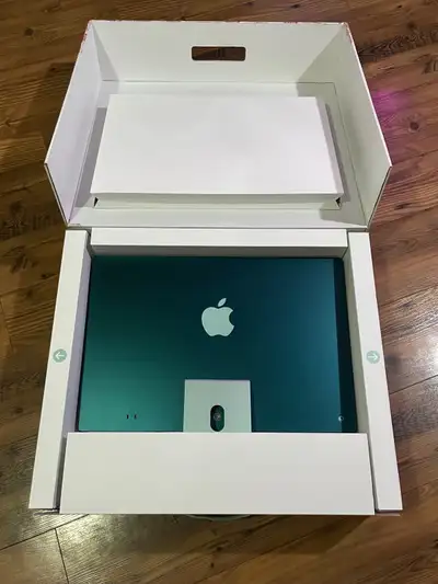 Like New Green Apple iMac 2021 w/ M1 Chip 8GB 256GB SSD, View more