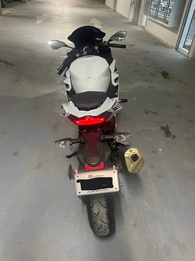 Ninja Kawasaki 400 ABS - 2023 in Sport Bikes in West Island - Image 4