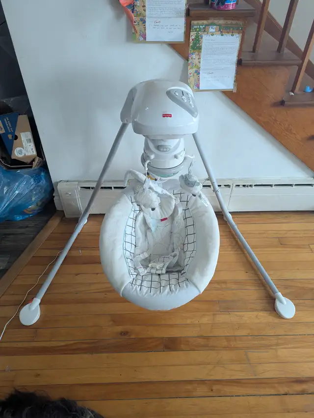 Fisher-Price Baby Swing in Playpens, Swings & Saucers in City of Halifax - Image 6