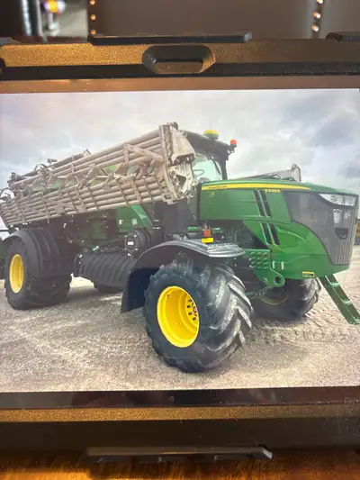 90 foot booms, 3 bin system, sectional control, new fan, 2000 hrs. Pictures to come. Call 3062218155...