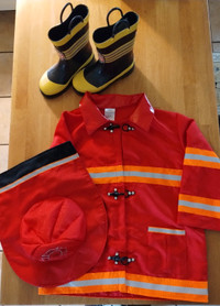Costume de pompier casque et bottes pour enfant de 4 a 6 ans