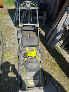 20" 40V battery mower. Comes with charger, battery, and grass bag. It is a self propelled mower.
