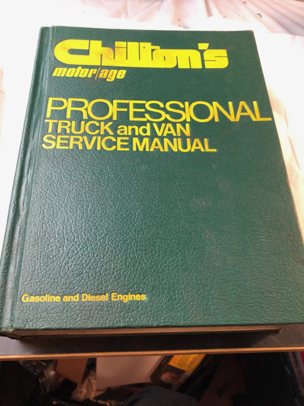 VINTAGE CHILTON 1970 - 1976 TRUCK & VAN SERVICE MANUAL #M0750 in Textbooks in Edmonton
