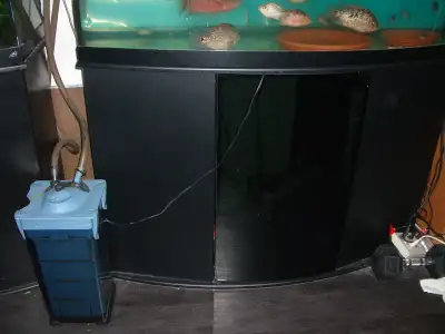 FOR SALE X LARGE CANISTER FILTER WITH MEDIA RUNNING $80, View more
