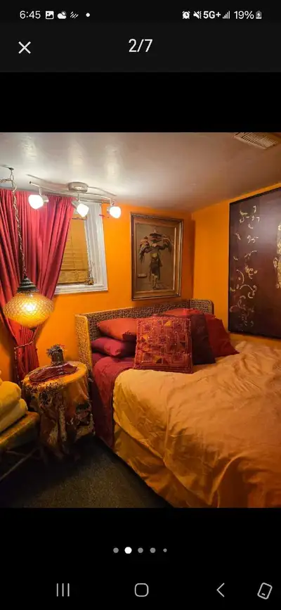 Are you searching for a mature, quiet and peaceful atmosphere? Easy and simple, furnished and clean?...