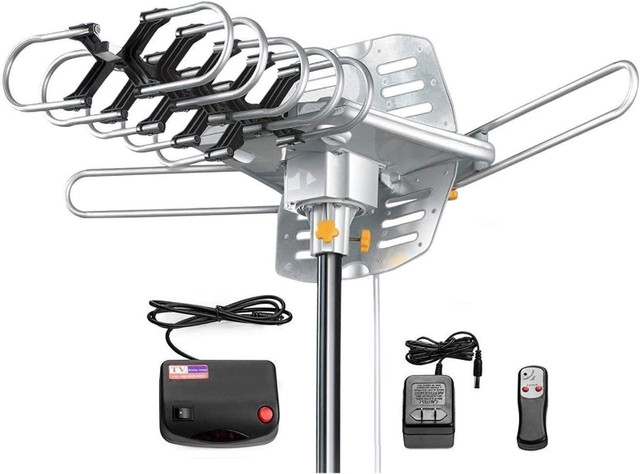 Amplified Digital Outdoor Antenna, HD Digital HDTV Antenna - NEW in Video & TV Accessories in Mississauga / Peel Region