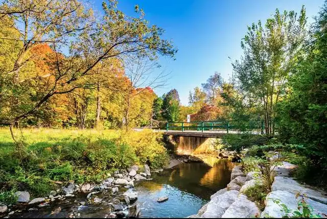 Hidden Gem in Toronto *Walk2Transit in Ontario in Canada - Image 10