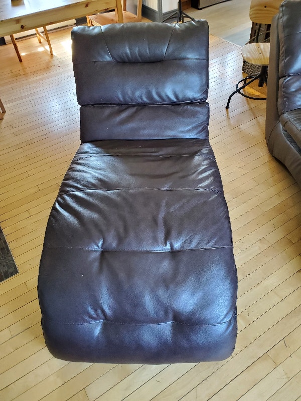 Deux divans "Chaise lounge" pour la lecture Sofas et futons