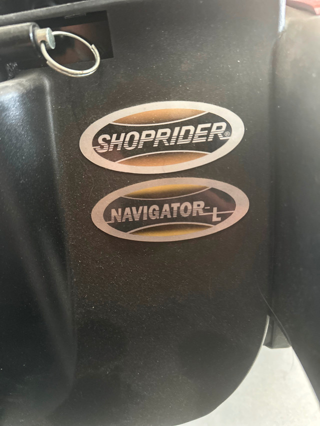 Electric Wheelchair (Shoprider Navigator) dans Santé et besoins spéciaux  à Laval/Rive Nord - Image 4