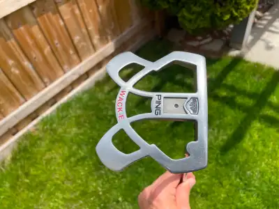 Selling a unique and high-performing PING iN Series Wack-E mallet putter, featuring a premium TXG Fo...