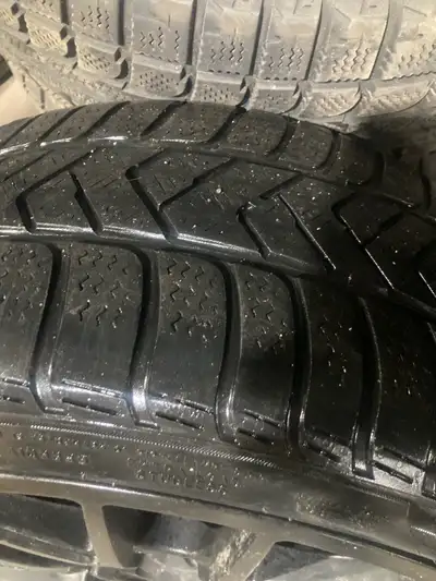 225/40R18 Sport tires on rims used Some scratches on rims Tires are good for a year or 2 Open to neg...