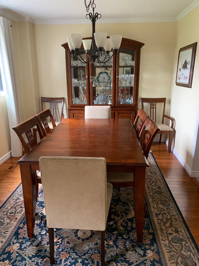 Dining room set Dining Tables & Sets Mississauga / Peel Region Kijiji