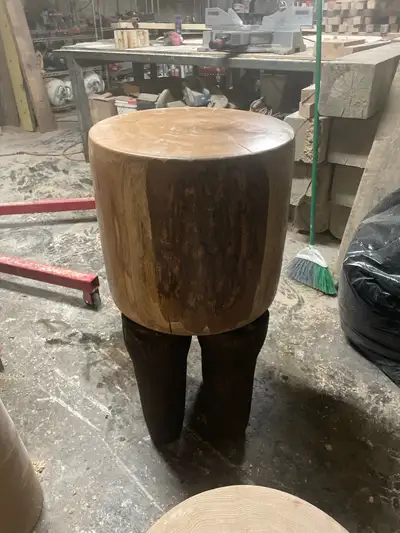 Original chopping block butcher block made with end grain honey locust. This super hardwood species...