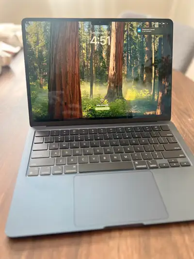 2022 Macbook Air M2 256GB very good condition and taken care of has apple care on it so if any issue...