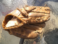 skyline baseball glove 325