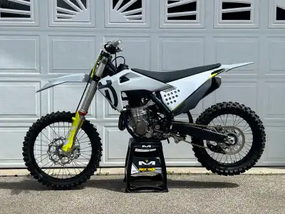 2020 Husqvarna FC 450 mint condition, needs nothing ready to ride, 47 hours, Vet ridden, Bike has Ra...