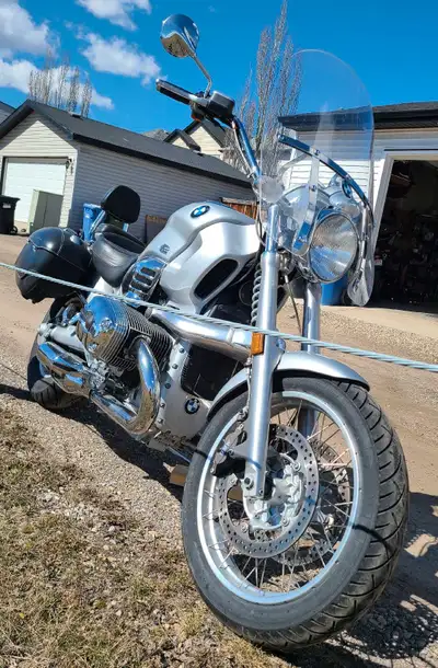 For Sale: 2004 BMW R1200C – Classic Cruiser in Great Condition Ride in style with this iconic BMW R1...