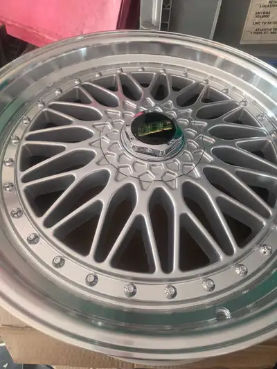 Brand new, never used, never installed Comes with two free 20" tires 20×8.5 front ET35 20x9.5 Rear E...