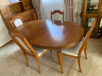 Vintage walnut dining table with 4 chairs 