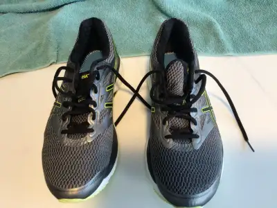 ASICS Unisex Gel Cumulus 18 Running Shoes Sz 9.5, View more
