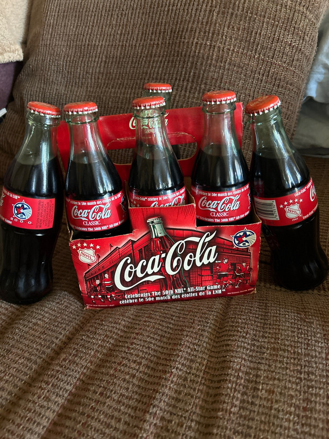 6 pack of Coca-cola from 2000 in Arts & Collectibles in City of Toronto