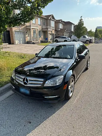 Selling my All-wheel drive C300 with 167km. Note that car is 2010. I HAVE CARFAX, CLEAN TITLE AND NO...