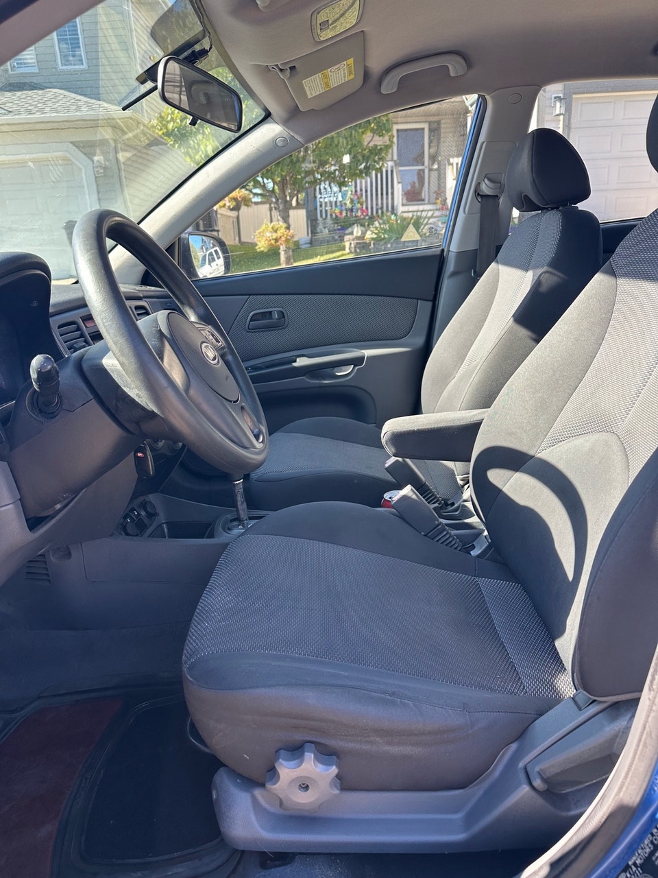 Kia Rio 2011 photo 4