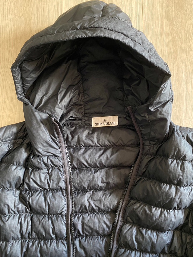 (UK Edition)  Stone Island light jacket  in Men's in Markham / York Region - Image 3