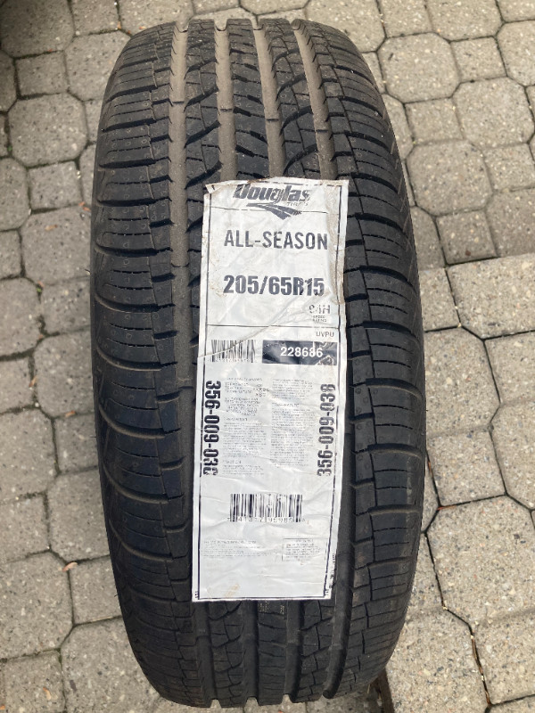 PNEUS NEUFS 4 Saisons INDIVIDUELS 15, 16, 17 po in Tires & Rims in Longueuil / South Shore