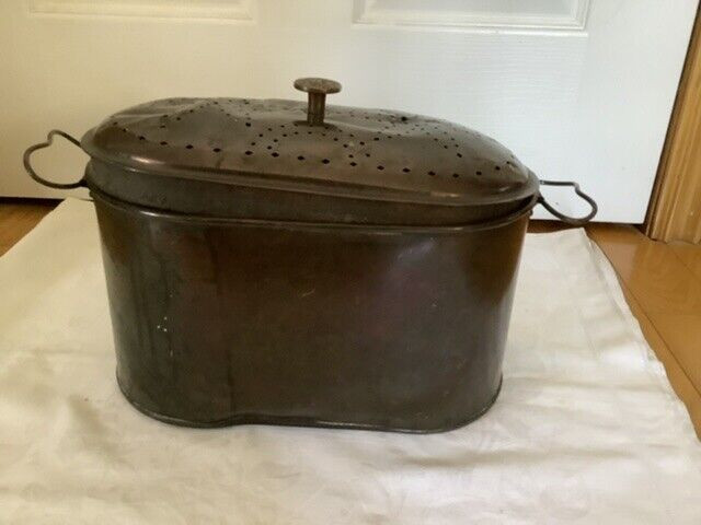 Antique Copper/Brass Boiler in Arts & Collectibles in Belleville