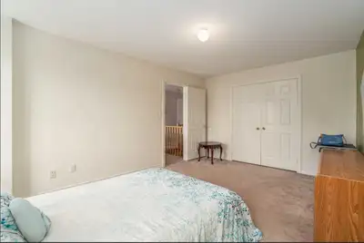 2 ROOMS FOR RENT