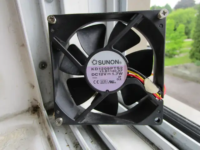 PC Computer case cooling fans in System Components in Markham / York Region - Image 5
